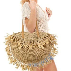 Round Straw Fringe Bag
